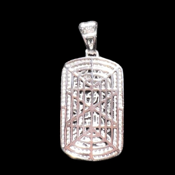Swarovski Chrystals 925 STERLING SILVER DOG TAG CHARM NWT - Picture 2 of 3